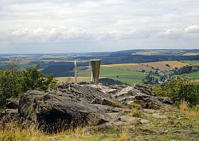 Aussichtspunkt auf dem Schwartenberg neben der Schwaretnbergbaude