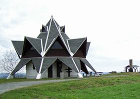 Aussichtsturm auf dem Wirtsberg bei Landwüst einem Ortsteil von Markneukirchen