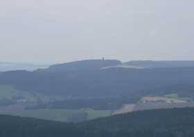 Der Scheibenberg bei der Bergstadt Scheibenberg - Spiegelwald Blick