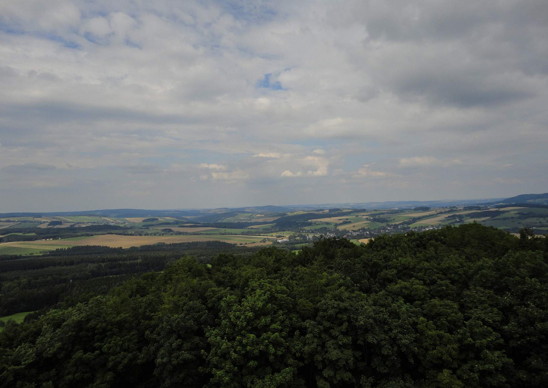 Der Scheibenberg bei der Bergstadt Scheibenberg - Blick vom Turm