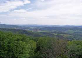 Der Blick vom Aussichtsturm auf dem Ungerberg Richtung Sebnitz