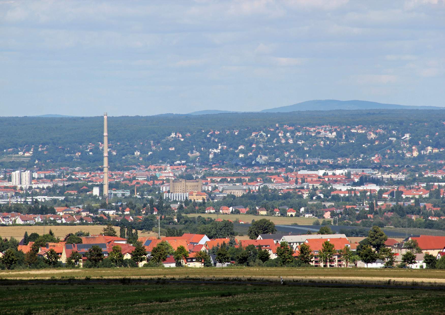 Babisnauer Pappel der Blick über Dresden Richtung Keulenberg