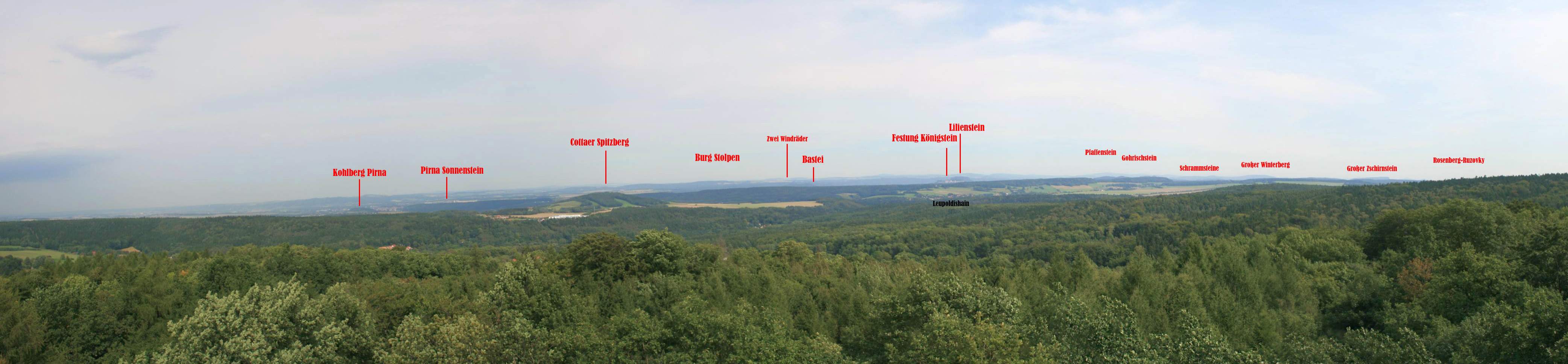 Die Aussicht vom Bismarckturm in Berggießhübel als Panorama