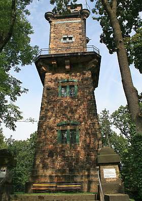 bismarrckturm_berggiesshuebel.jpg