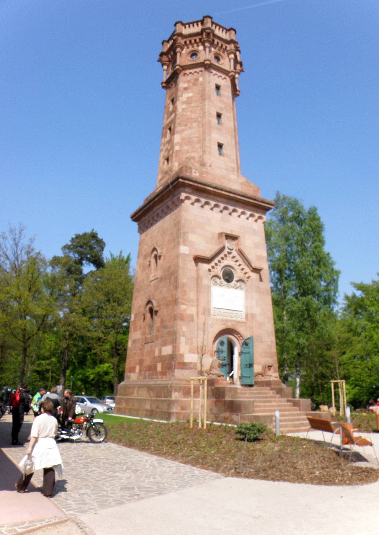 Ausflugsziel Aussichtsturm auf dem Rochlitzer Berg