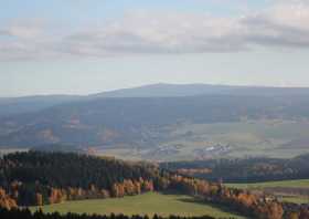 Der Blick vom König-Albert-Turm auf dem Spiegelwald - Fichtelberg