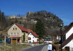 Ort Oybin Burg und Kloster auf dem gleichnamigen Berg Oybin