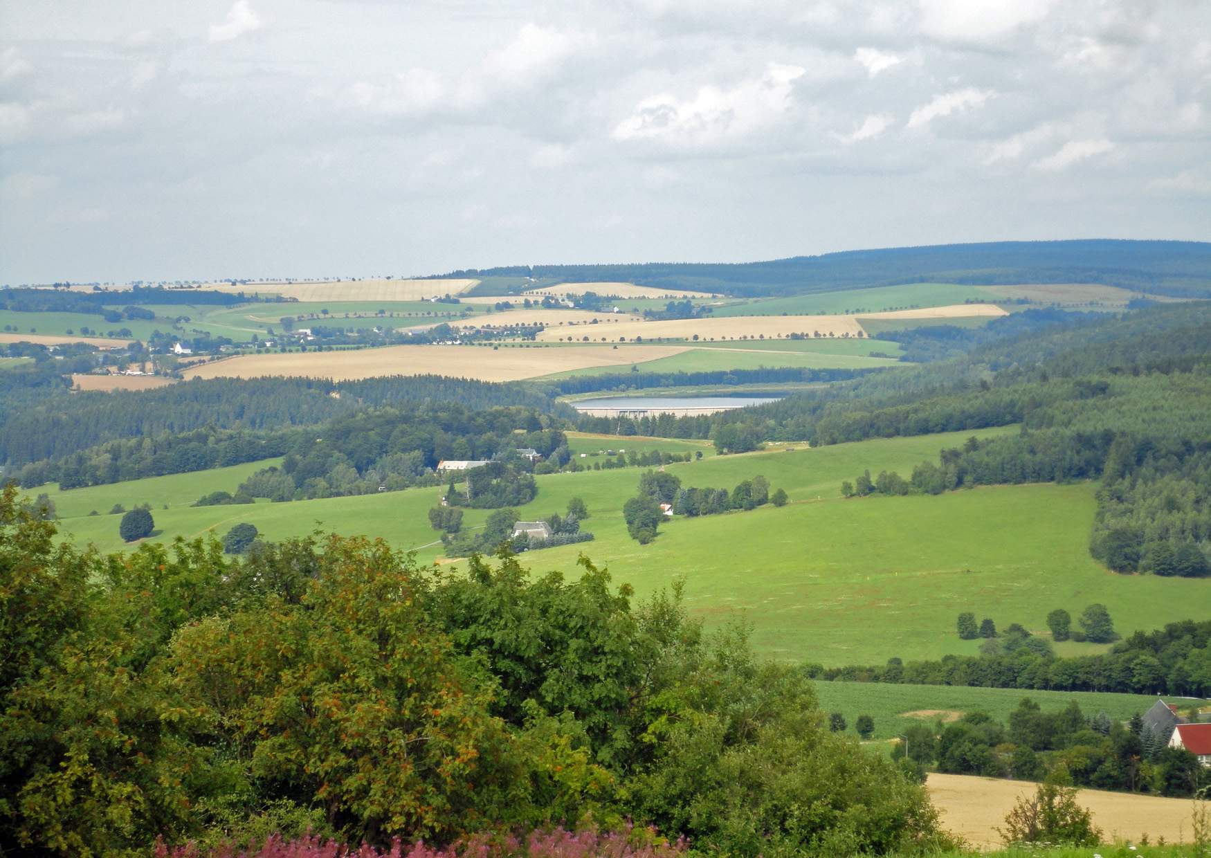 Schwartenberg Blick auf die Talsperre Rauschenbach im Erzgebirge