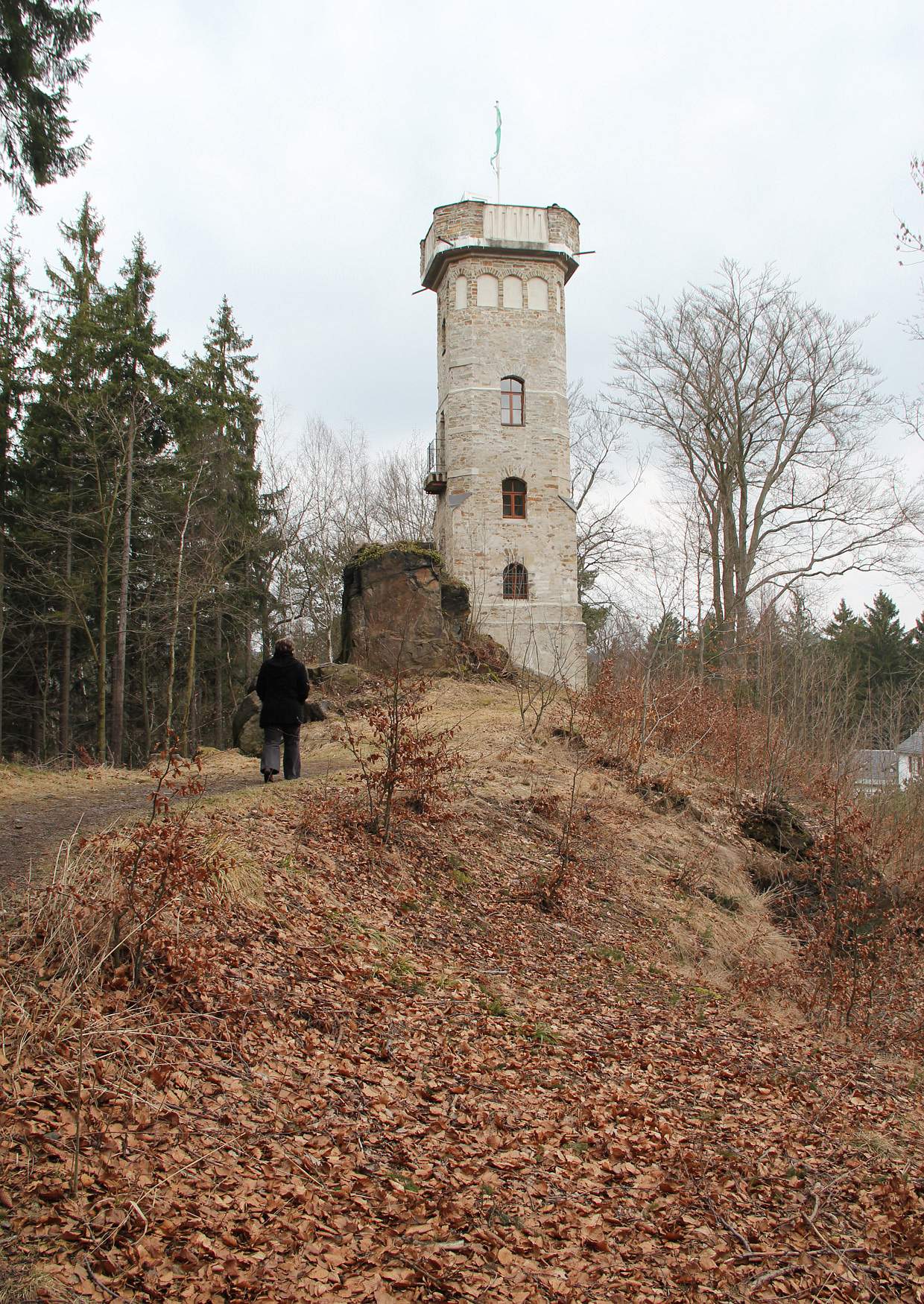 Aussichtsturm, Bismarckturm oder May's Turm in Thermalbad Wiesenbad