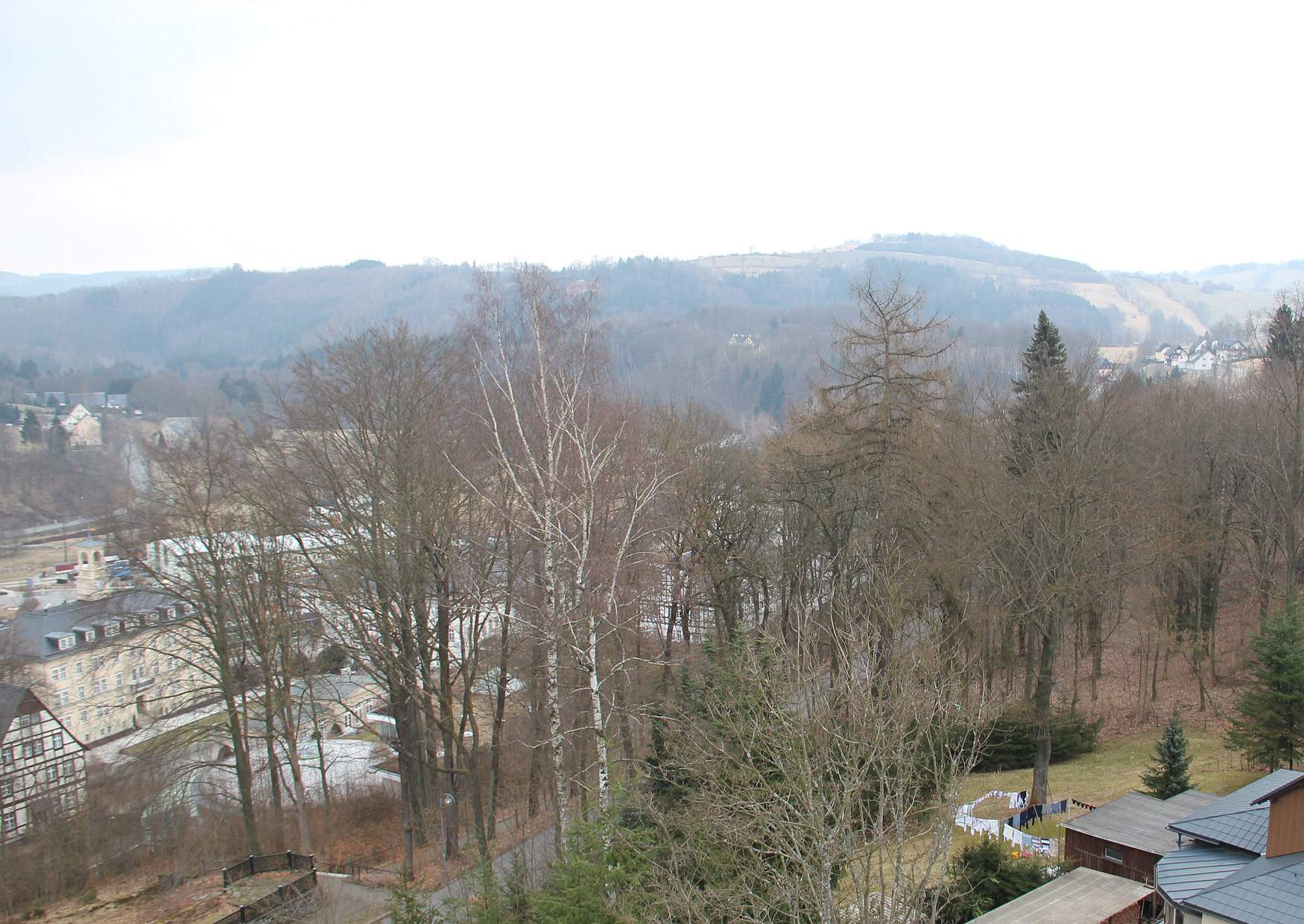 Aussiht vom May's Turm auf Thermalbad Wiesenbad