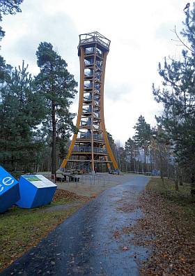 Aussichtsturm am Felixsee bei Bohsdorf, Weißwasser, Lausitz