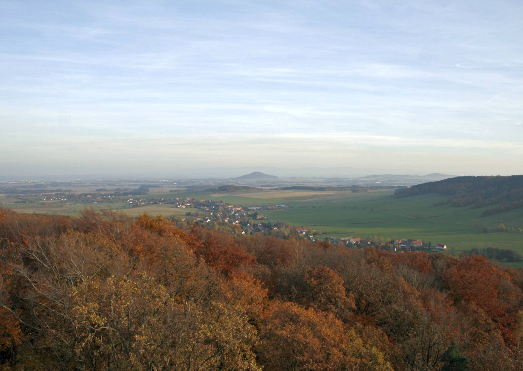 Der Blick vom Aussichtsturm auf dem Hochstein nach Görlitz