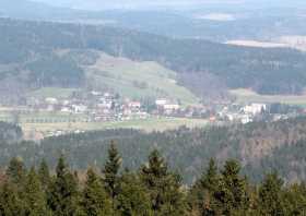 Blick vom Aussichtsturm auf dem Tanzplan nach Vilémov