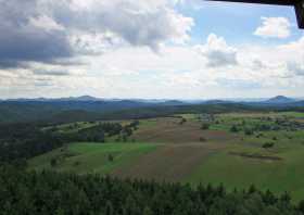 Blick vom Aussichtsturm auf dem Weifberg Richtung Sektor 8 nach Südosten