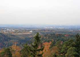 Der Blick vom Aussichtsturm auf dem Pfaffenstein Richtung Pirna