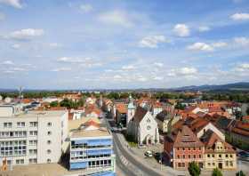 Der Blick vom Reichenturm in Bautzen in Richtung Görlitzer Landeskrone