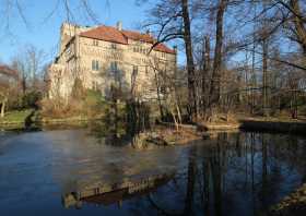 Ausflugsziel bei Radeberg das Schloss Seifersdorf  mit Schlossteich