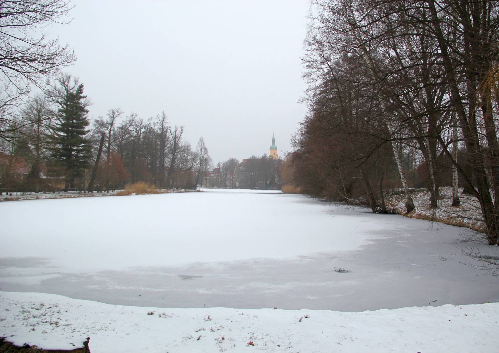 Ausflugsziel Schlossteich Pulsnitz im Park