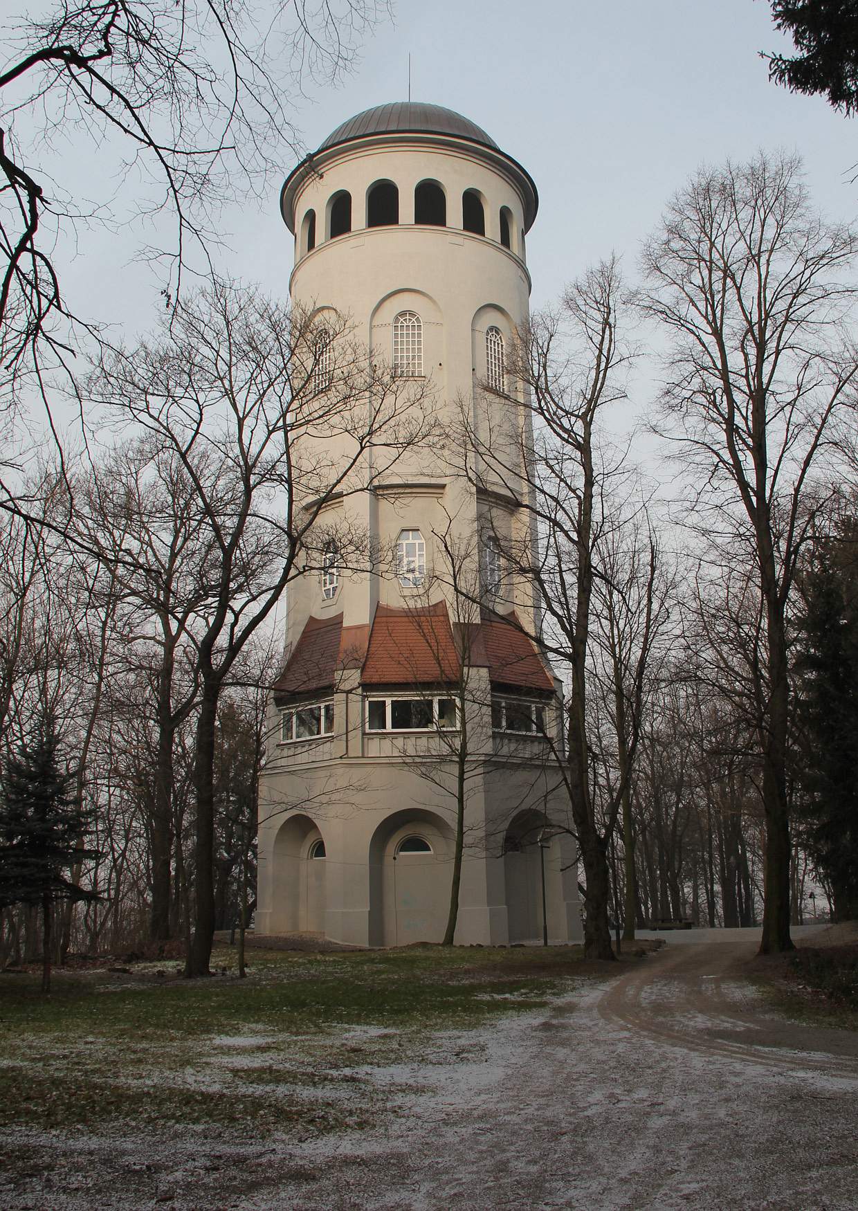 Der Taurasteinturm Burgstädt ein Ausflugsziel und Aussichtsturm bei Chemnitz