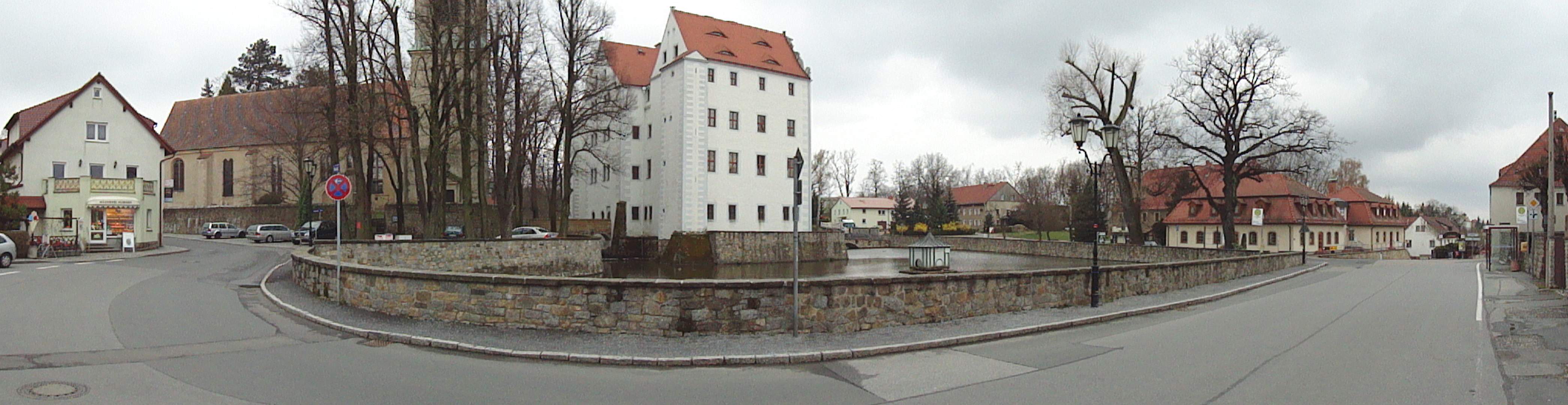 Panorama am Schloss Schönfeld-Weißig