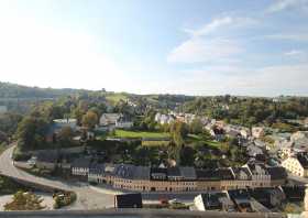 Blick vom Bergfried auf Schloss Wildeck