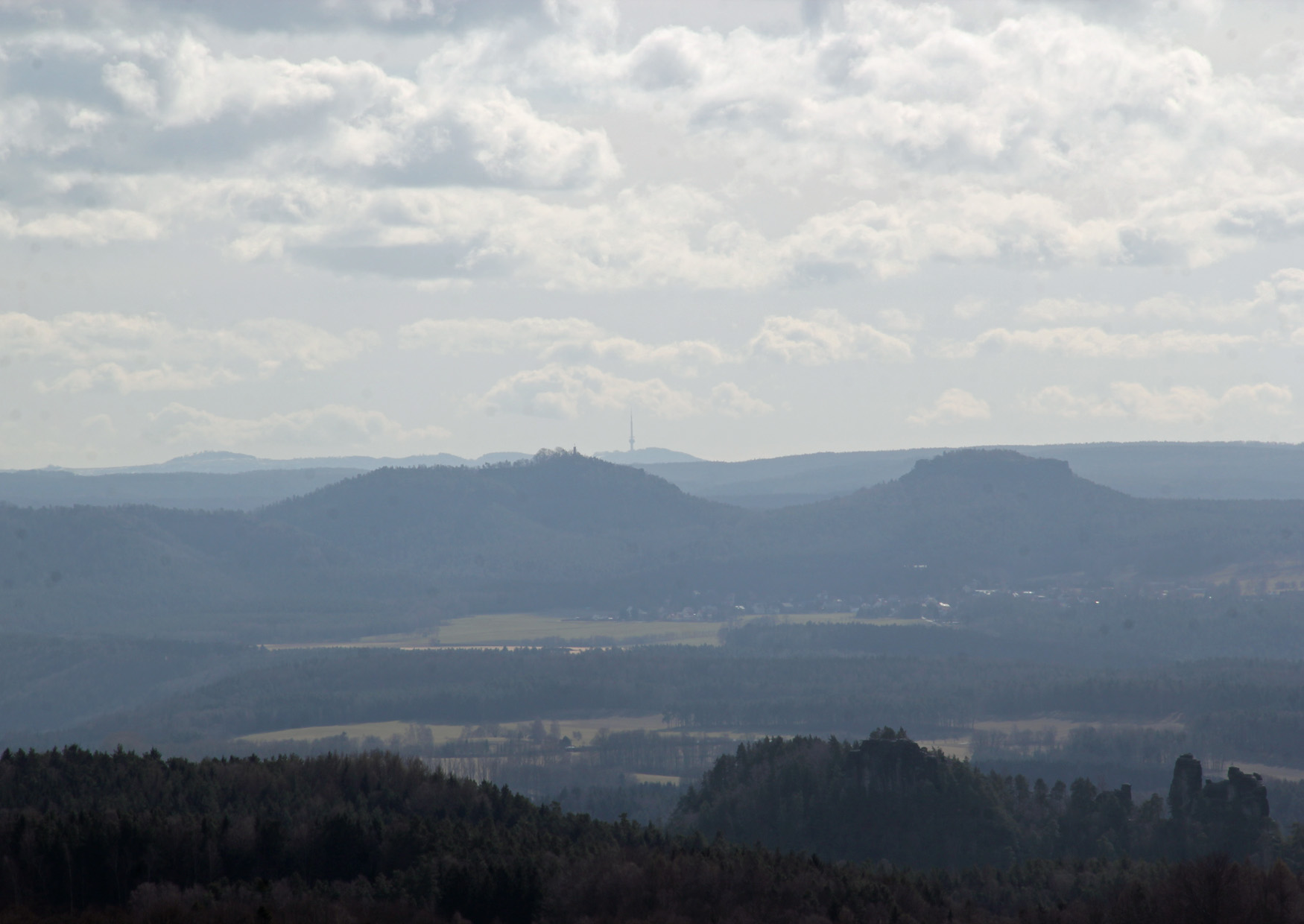 Die Aussicht an der Hohburkersdorfer Linde