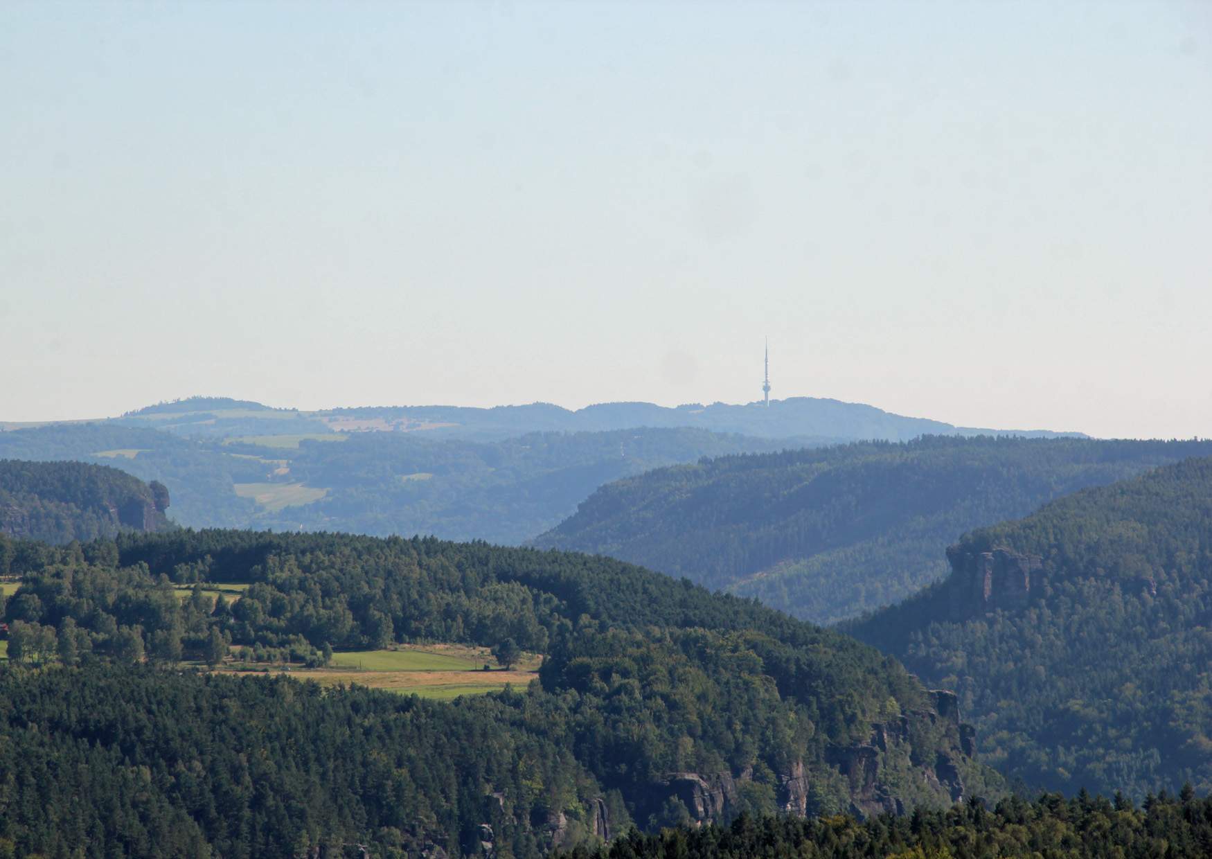 Der Blick auf dem Bukova hora im Böhmischen