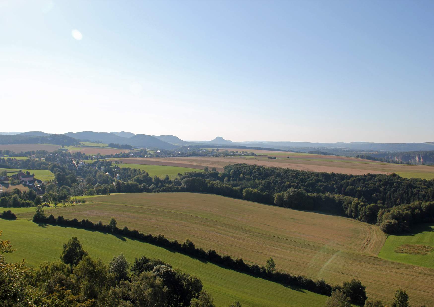 Aussichtspunkt Kaiserkrone der Blick zum Lilienstein