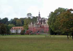 Sehenswürdigkeit Neues Schloss im Muskauer Park