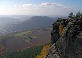 Lilienstein der Blick zur Festung Königstein