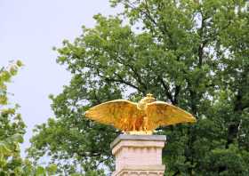 Goldener Adler am Schloss Branitz