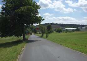 Ortseingang Fojtovice Wanderung zum Mückenberg