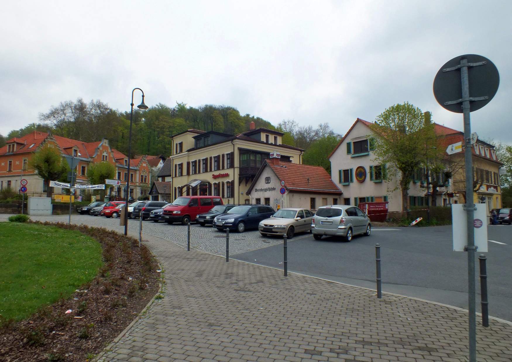 Kleiner Parkplatz an der Pillnitzer Landstraße