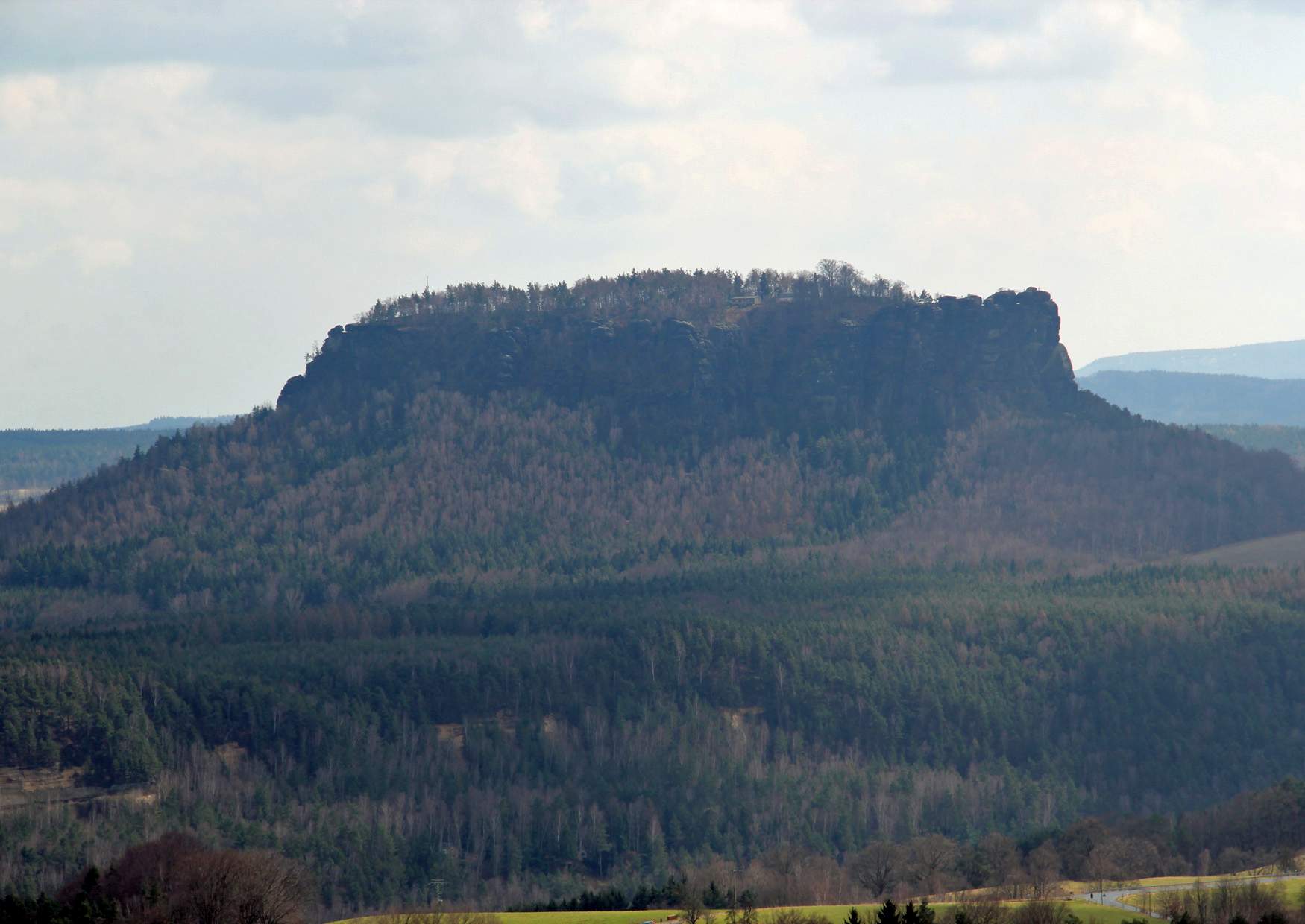 Blick auf den Lilienstei von der Bastei