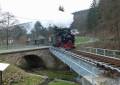 Preßnitztalbahn im Dampfbetrieb an der Brücke in Schmalzgrube