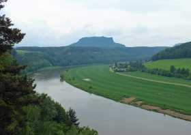 Blick zum Lilienstein von Rathen