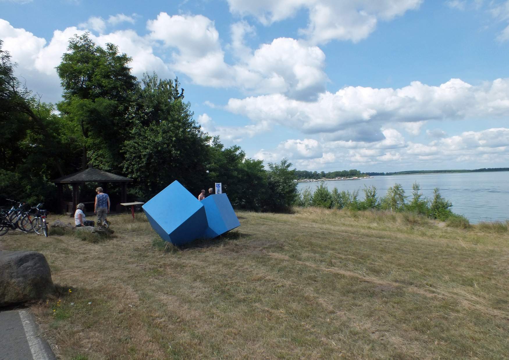 Aussichts- und Innformationspunkt am Geierswalder See