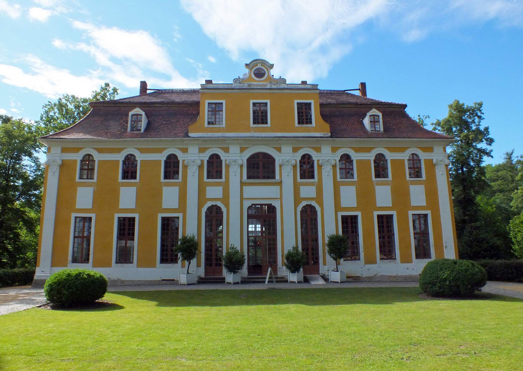 Sehenswuerdigkeit Schloss Neschwitz