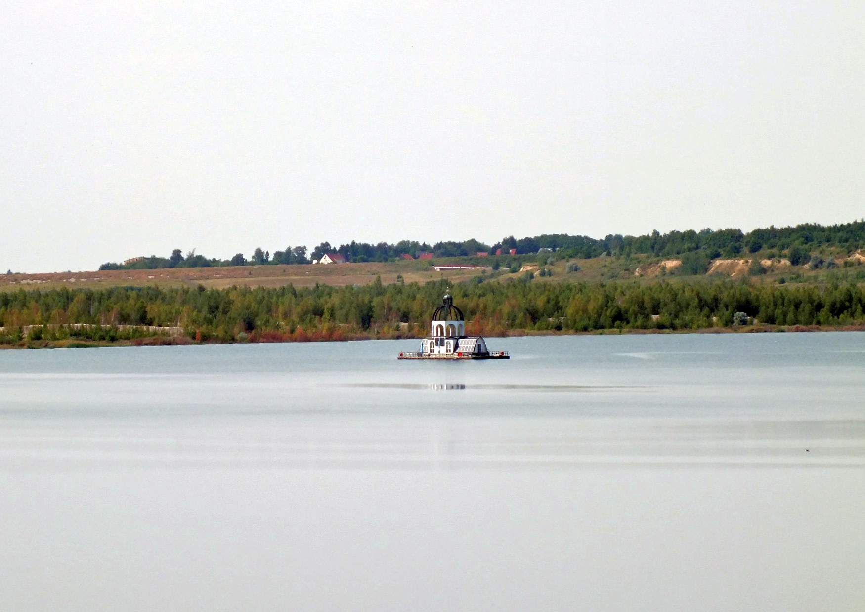 Störmthaler See schwimmende Kirche