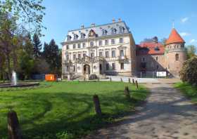 Shloss und Park Altdöbern mit Grossen Salzteich