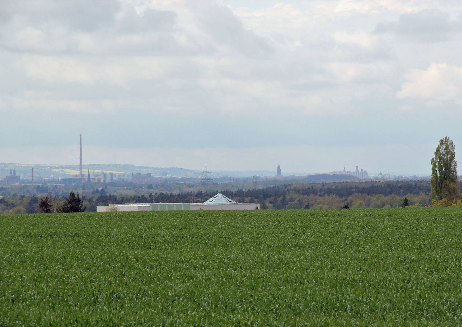 Blick Richtung Dresdener Altstadt von Bernhard-Muth-Straße Pirna