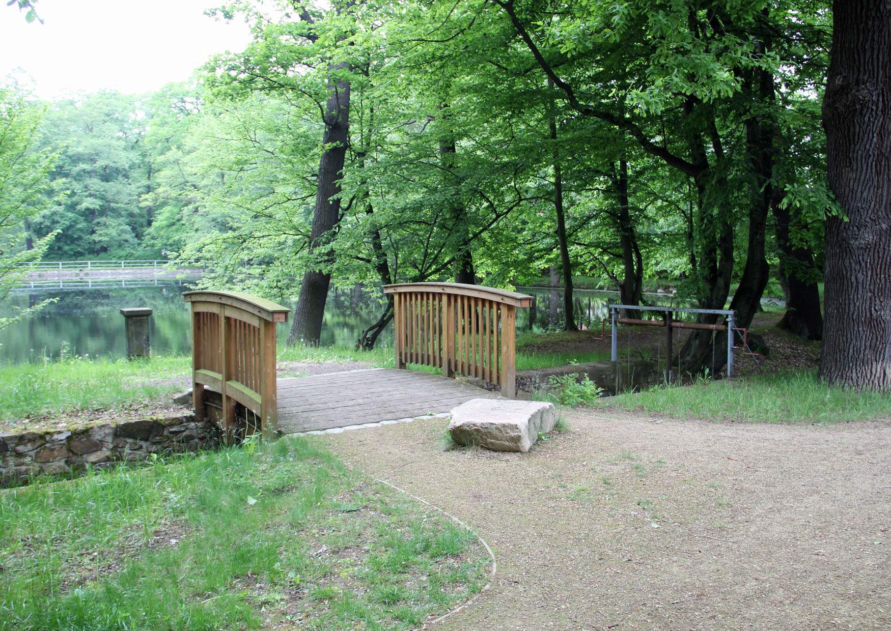 Brücke über den Hopfenbach