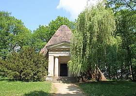 Schlosspark Machern Pyramide